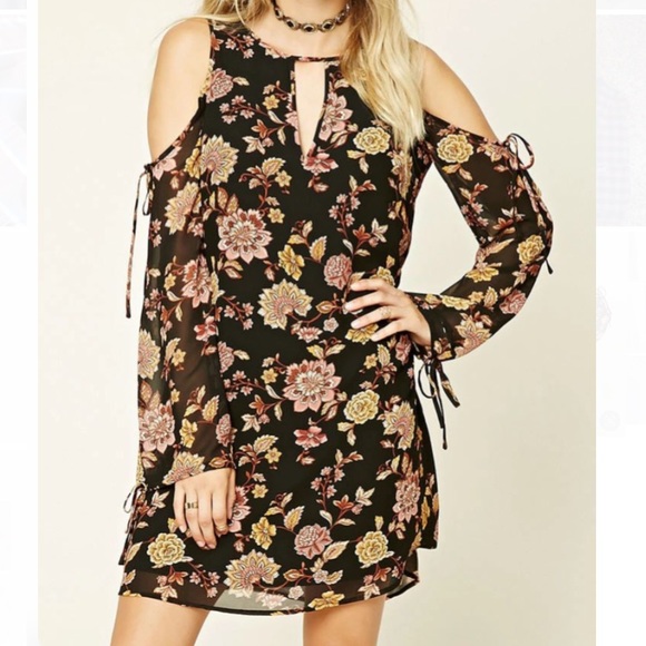 Forever 21 Dresses & Skirts - NWT Forever 21 Open Shoulder Floral Dress Size L
